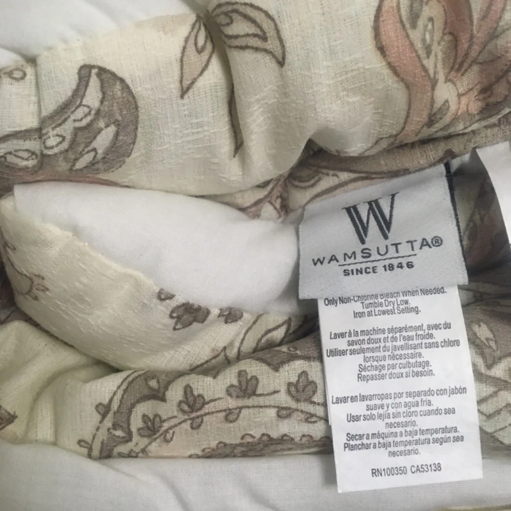 brand new Wamsutta Sutton 3-Piece FULL/QUEEN Comforter Set in Blush Pink Paisley